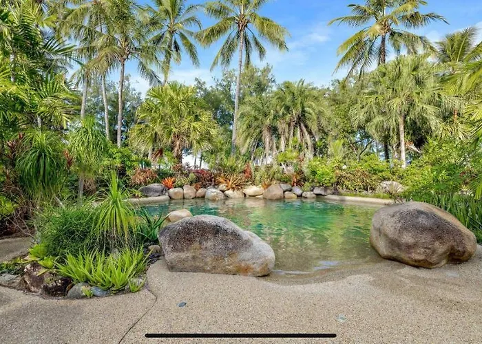 Chrissy\'S Cozy Cove